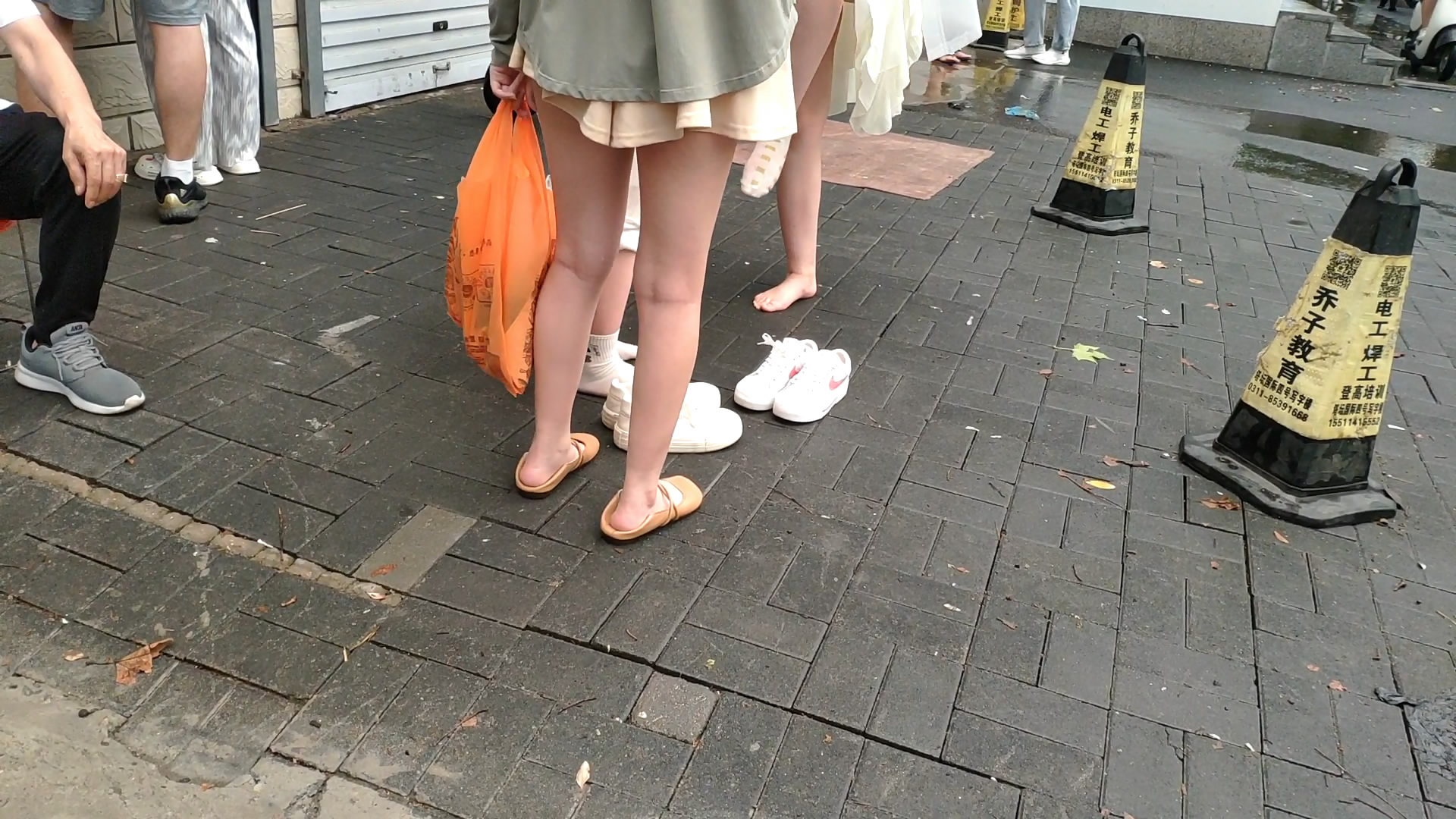 2.JPG